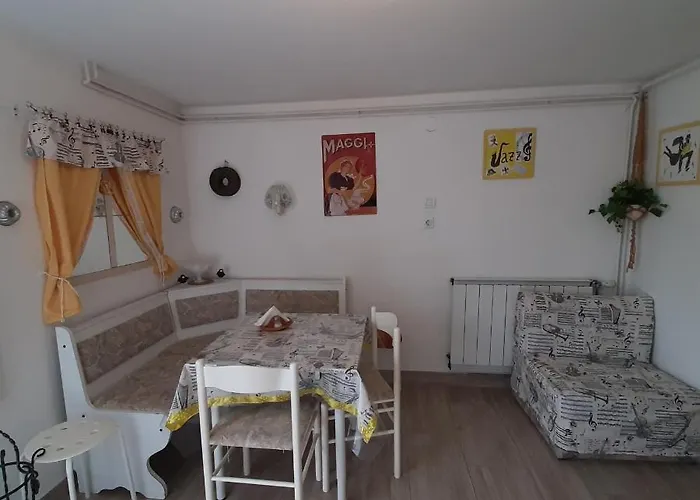 Haus Jeremias Therme 佐洛卡罗斯