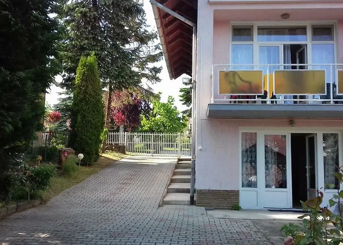 Haus Jeremias Therme 佐洛卡罗斯
